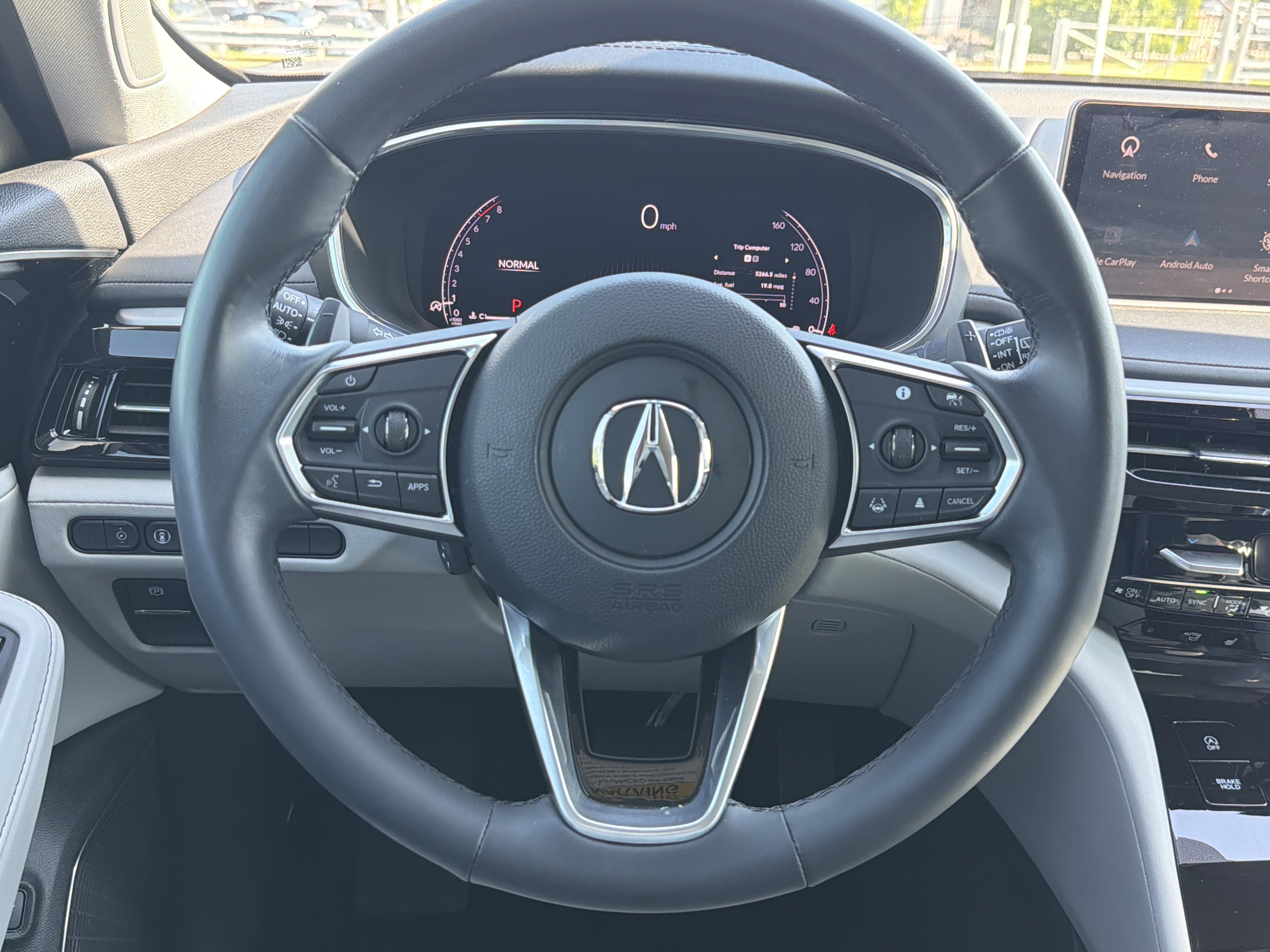 Certified 2024 Acura MDX FWD w/ Technology Package image 18