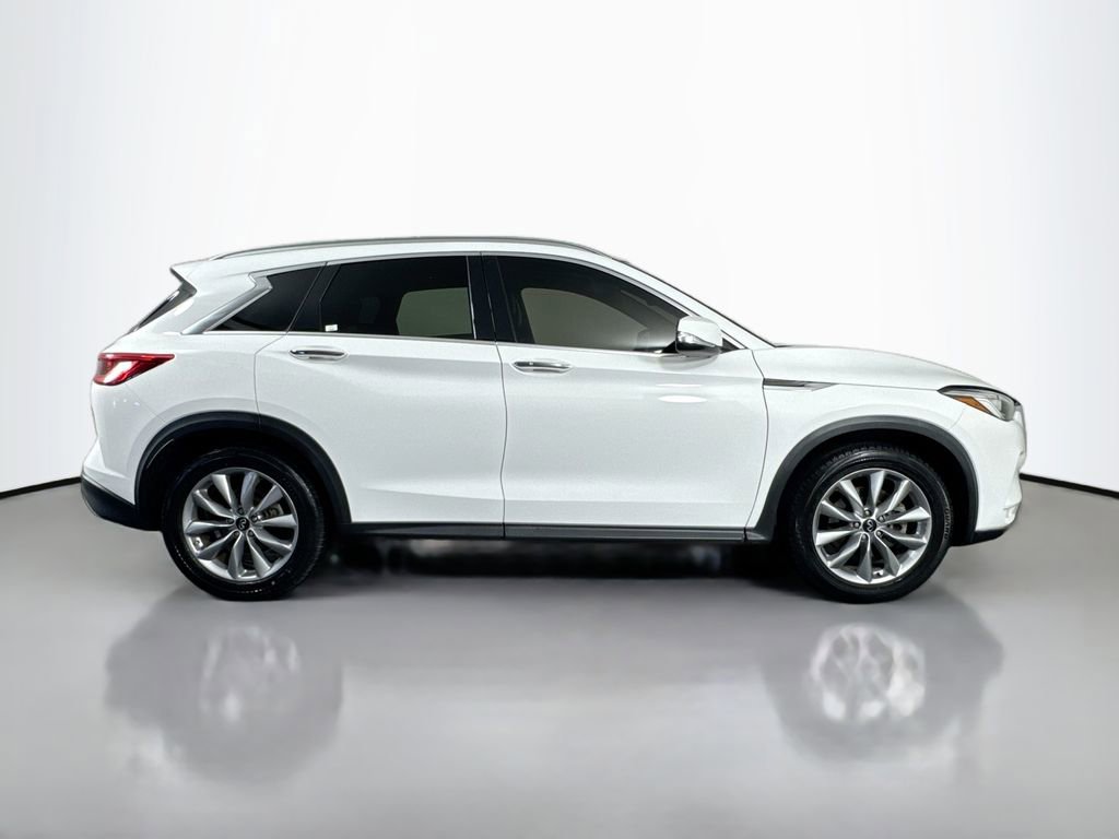 Used 2021 INFINITI QX50 Luxe FWD image 4
