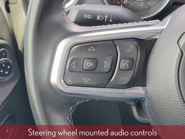 Used 2022 Jeep Wrangler Unlimited Sahara AWD/4WD image 16