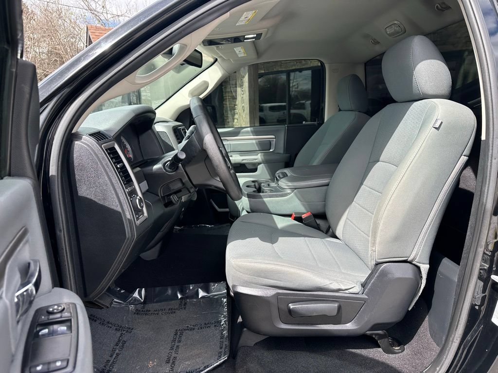 Used 2014 RAM 1500 Express RWD image 11