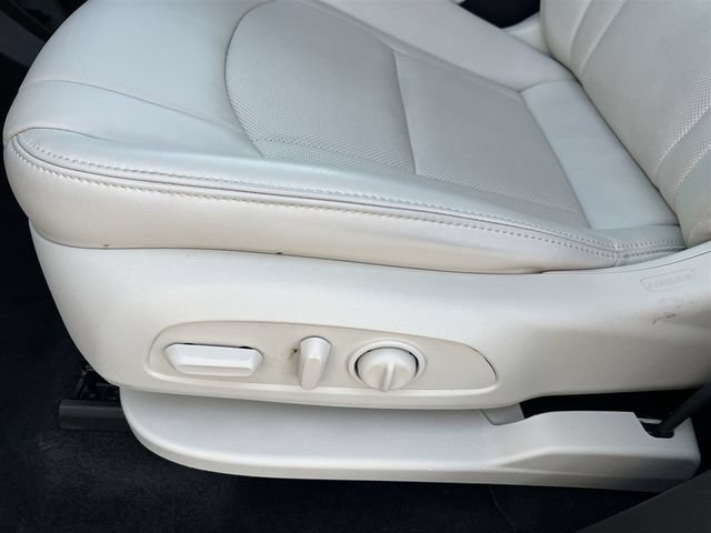 Certified 2023 Buick Enclave Essence w/ Experience Buick Package FWD image 14
