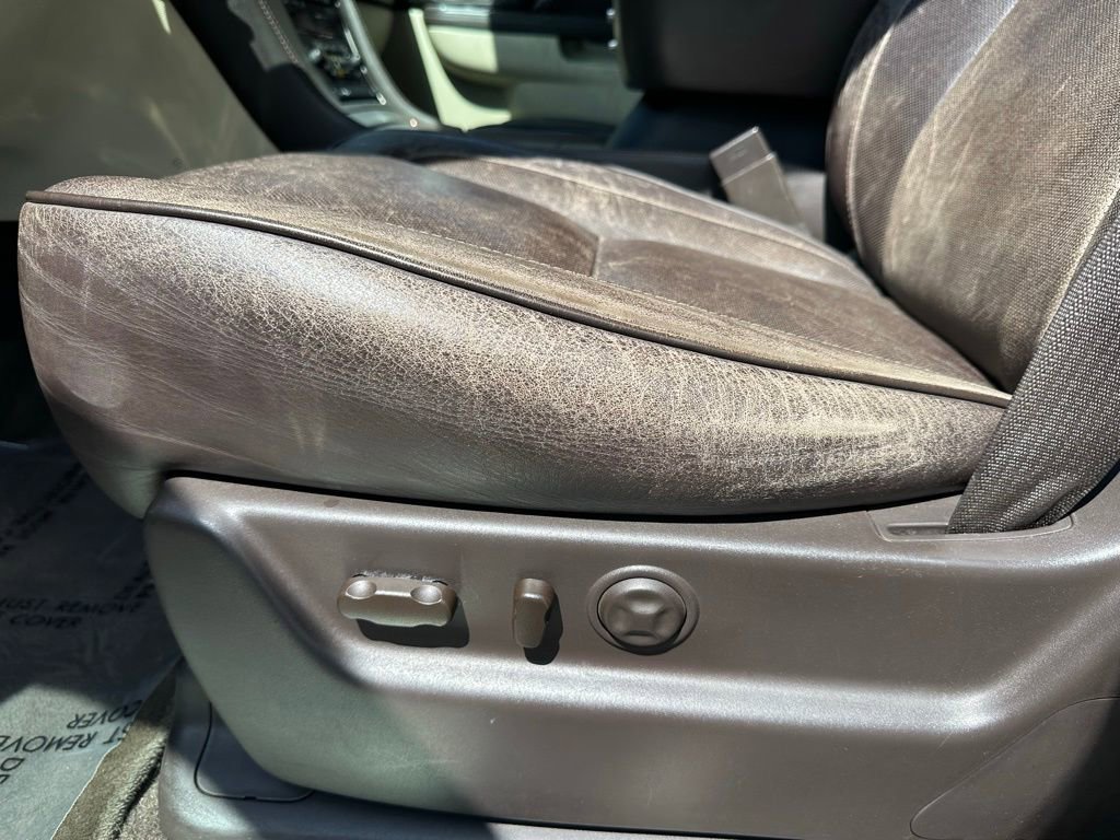 Used 2014 Cadillac Escalade ESV Platinum AWD/4WD image 14