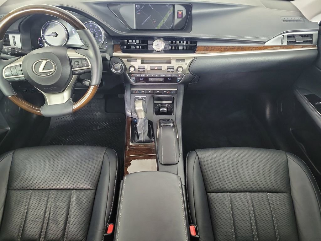 Used 2018 Lexus ES 350 350 w/ Luxury Package w/Wood Trim image 14