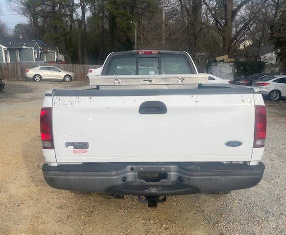 Used 2004 Ford F150 XL image 4