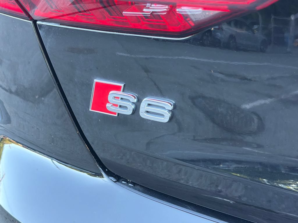 Used 2021 Audi S6 Premium Plus w/ S Sport Package AWD/4WD image 6