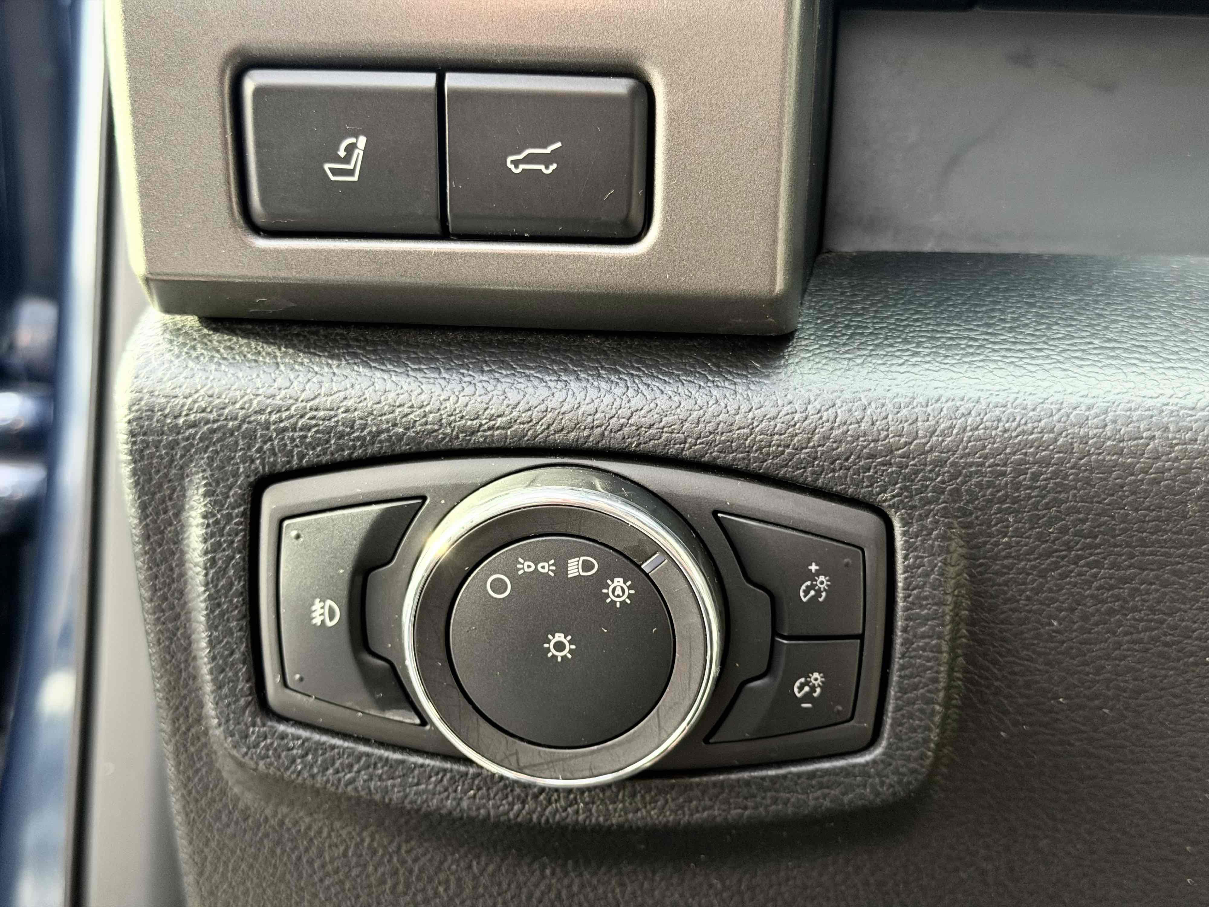 Used 2019 Ford Expedition XLT w/ Equipment Group 202A image 36