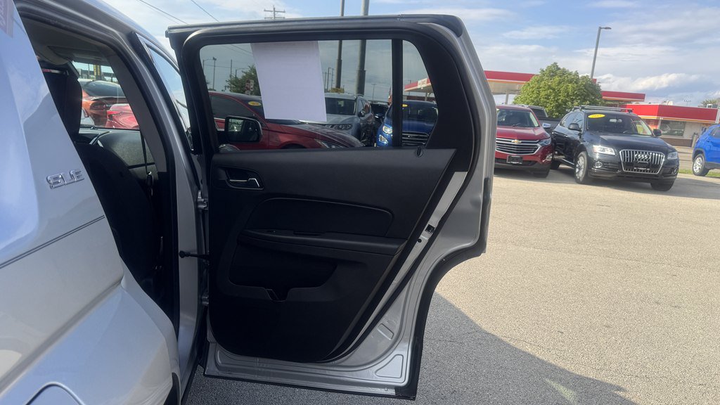 Used 2017 GMC Terrain SLE FWD image 24