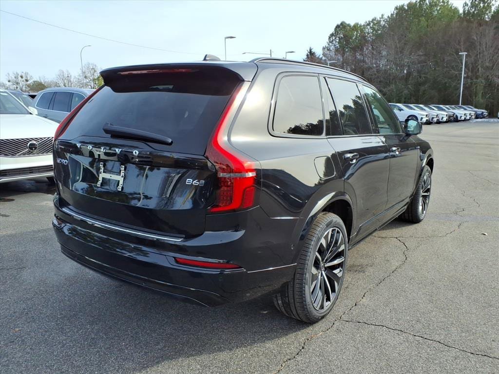 New 2026 Volvo XC90 B6 Ultra w/ Protection Package Premier image 3