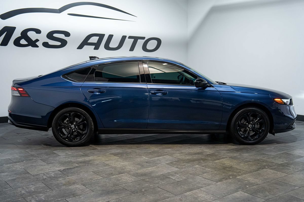 Used 2025 Honda Accord SE image 23