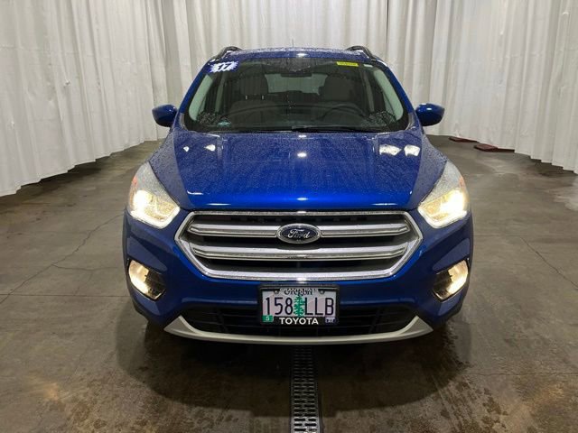Used 2017 Ford Escape SE w/ Equipment Group 201A image 9