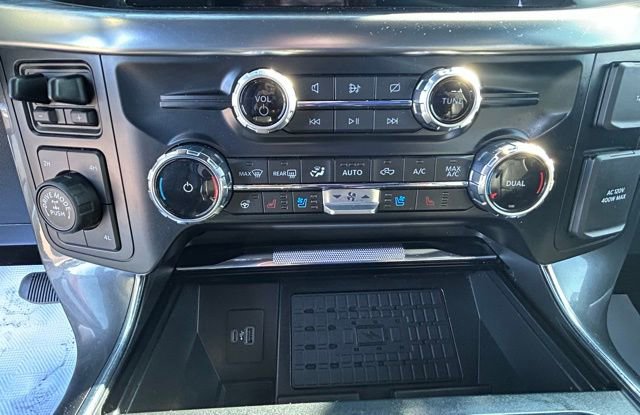 Used 2023 Ford F150 Lariat w/ Equipment Group 502A High image 12