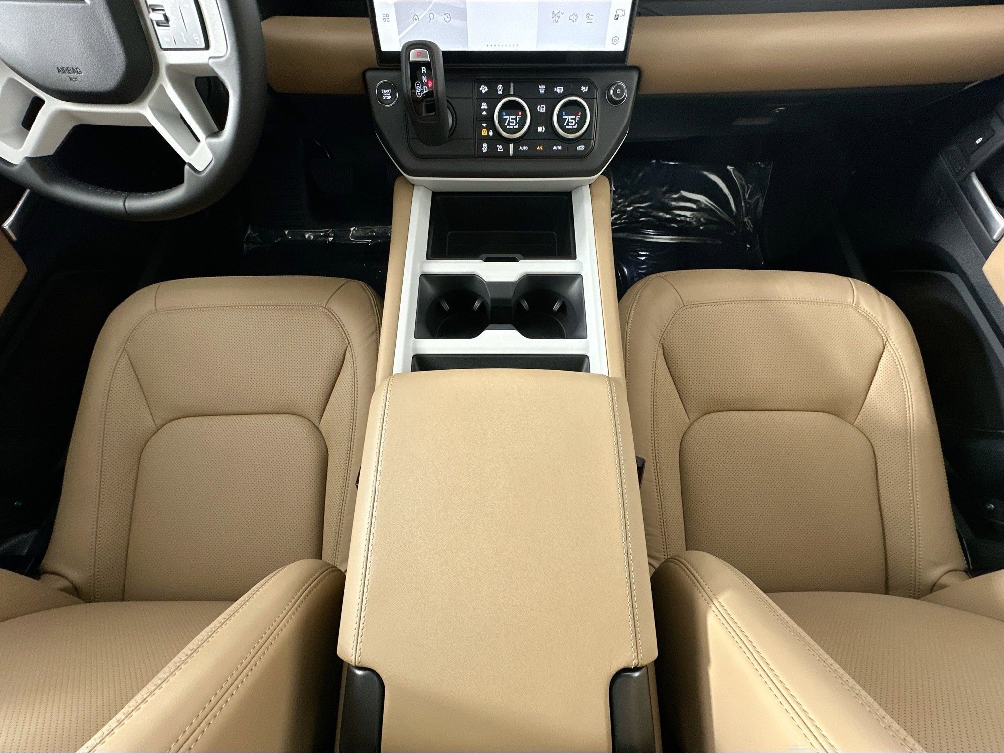 Used 2026 Land Rover Defender 110 X-Dynamic SE image 22