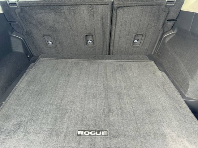Used 2022 Nissan Rogue SV FWD image 31
