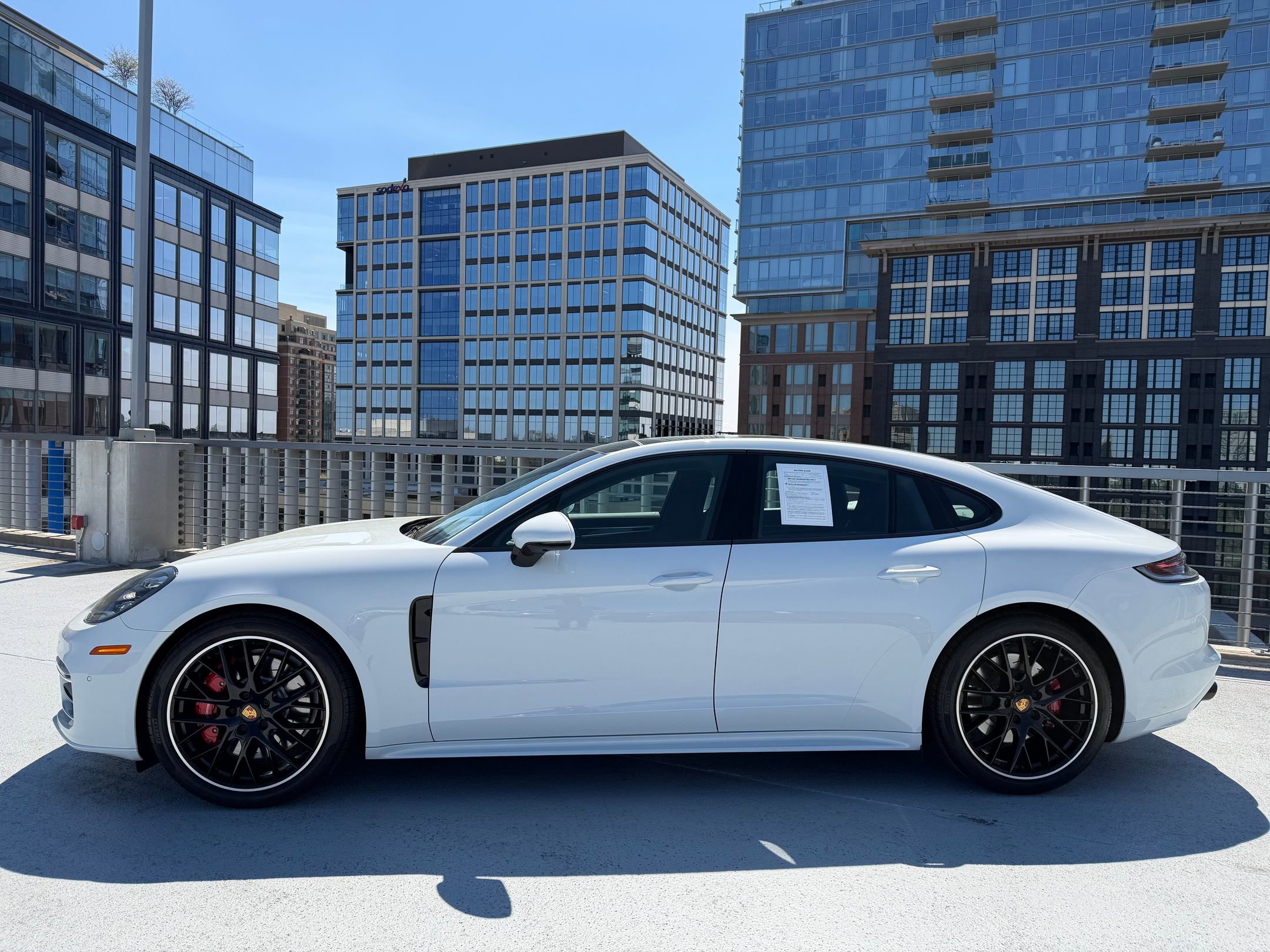 Certified 2022 Porsche Panamera GTS image 2