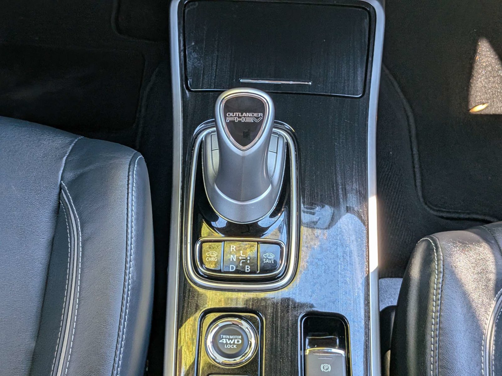 Used 2018 Mitsubishi Outlander GT AWD/4WD image 18