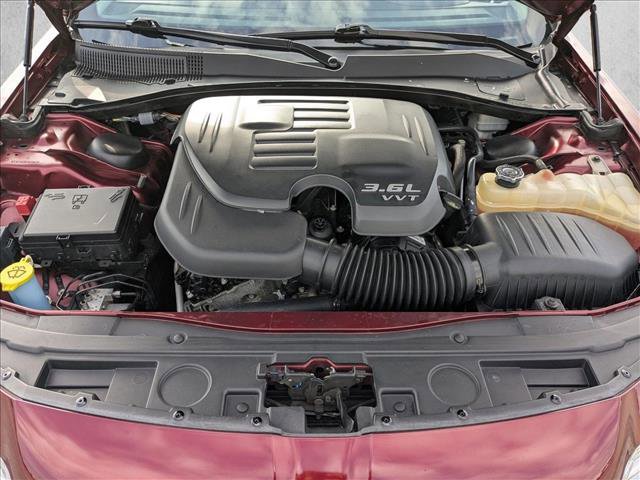 Used 2015 Chrysler 300 C w/ Harman/Kardon Audio Group image 21