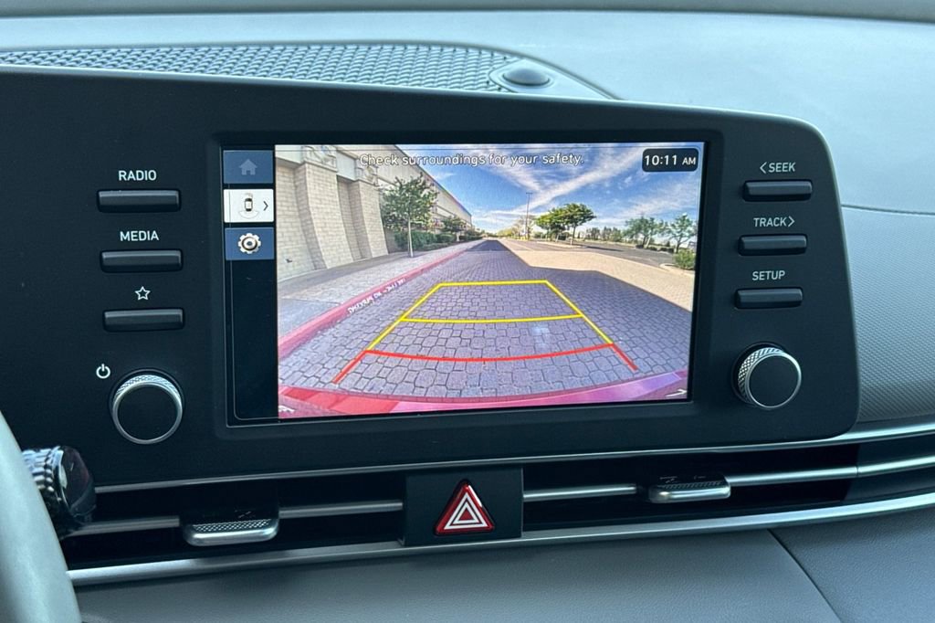 Used 2025 Hyundai Elantra Sport image 16