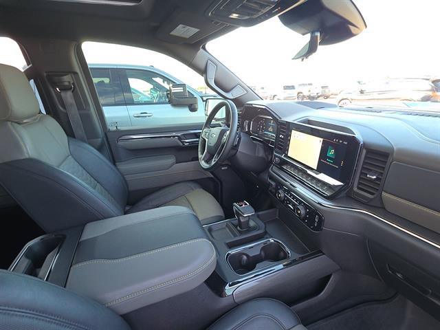 Used 2025 Chevrolet Silverado 1500 ZR2 w/ Technology Package AWD/4WD image 21