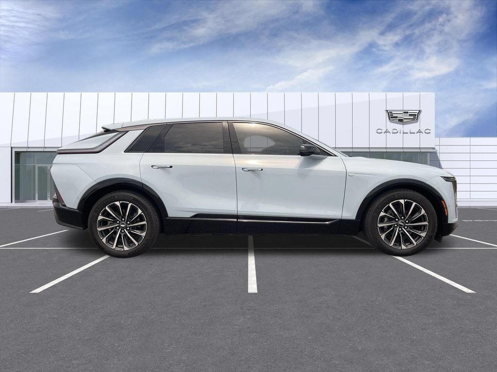 Certified 2024 Cadillac Lyriq Sport AWD/4WD image 9
