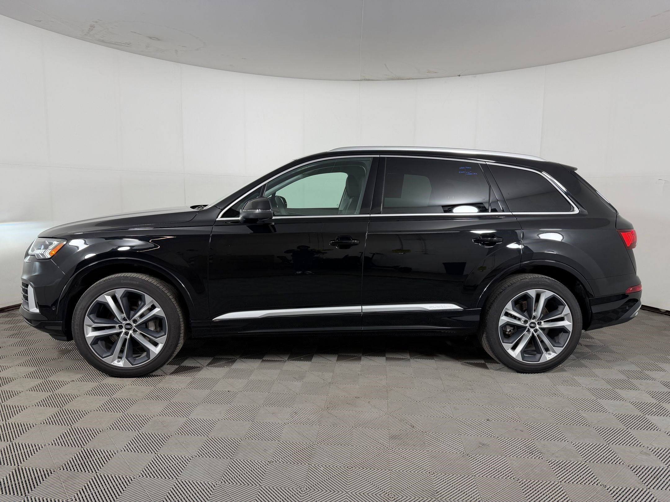 Certified 2023 Audi Q7 3.0T Premium Plus w/ Premium Plus Package image 2