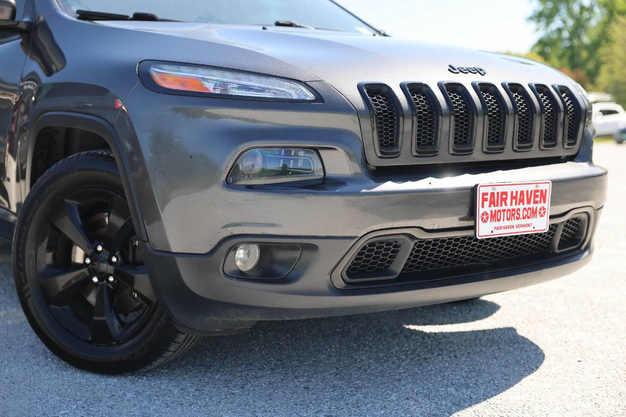 Used 2017 Jeep Cherokee High Altitude AWD/4WD image 37