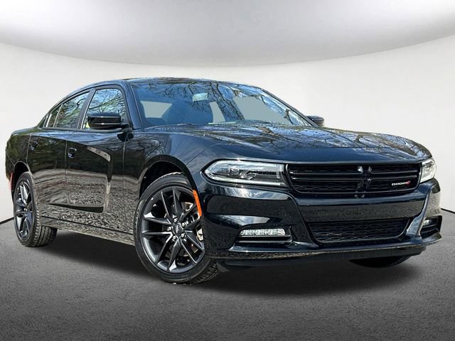 Used 2023 Dodge Charger SXT w/ Blacktop Special Edition image 2