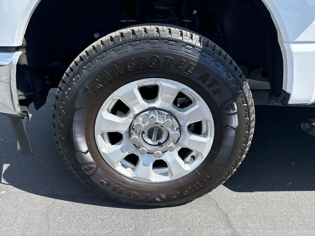 Used 2024 Ford F250 XLT image 11