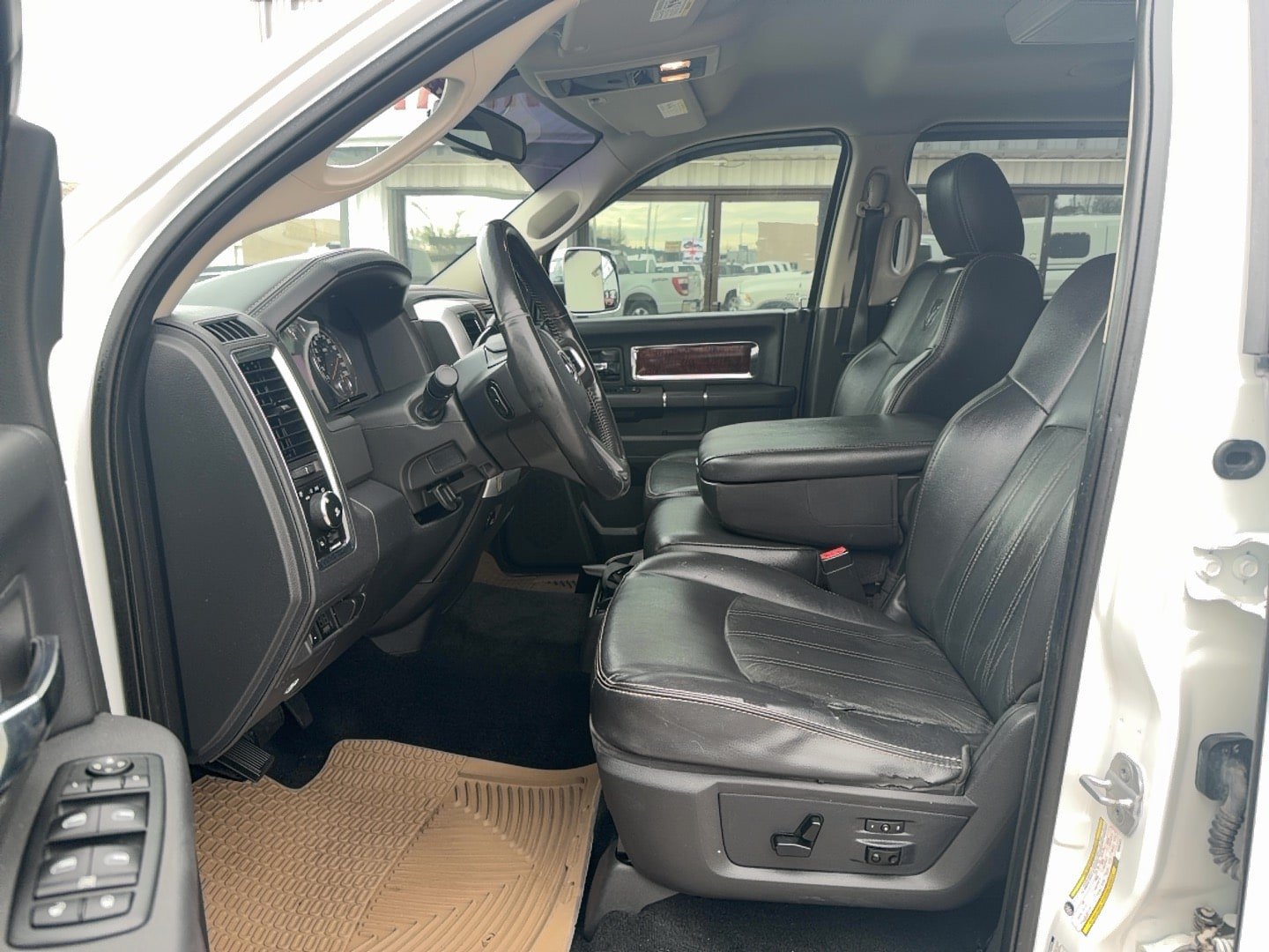 Used 2011 RAM 2500 Laramie w/ Protection Group AWD/4WD image 15