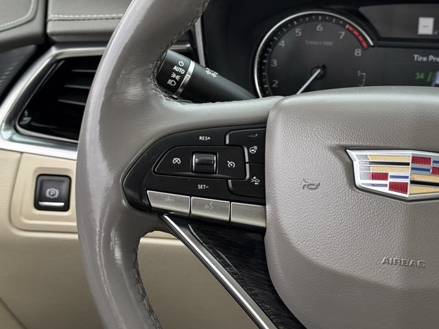 Used 2023 Cadillac XT6 Premium Luxury AWD/4WD image 13