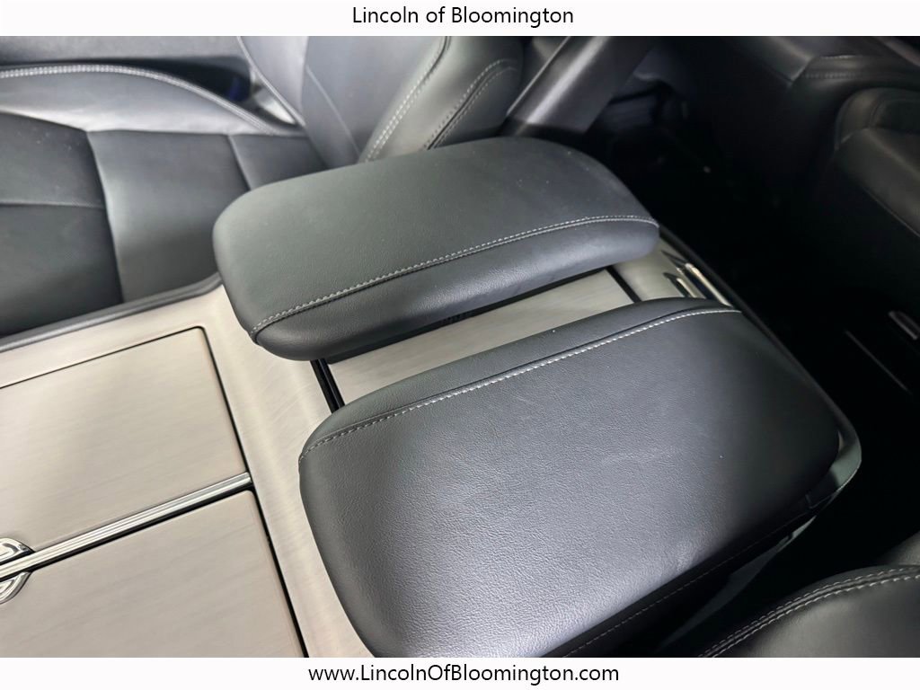 Certified 2025 Lincoln Navigator L Reserve AWD/4WD image 35