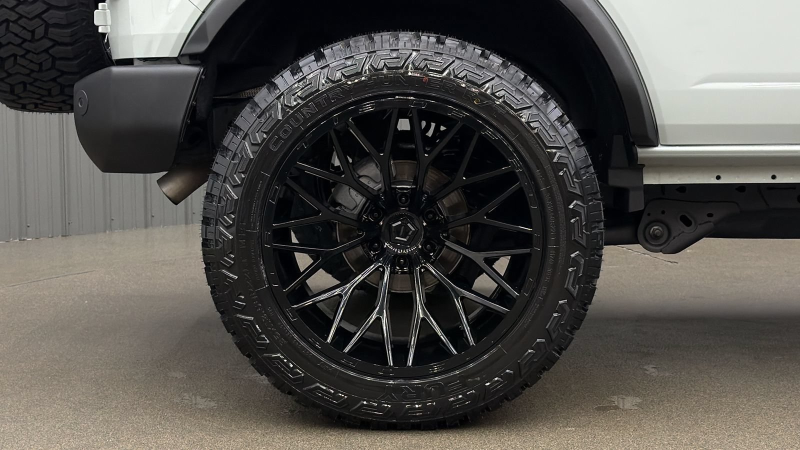 Used 2024 Ford Bronco Wildtrak AWD/4WD image 11