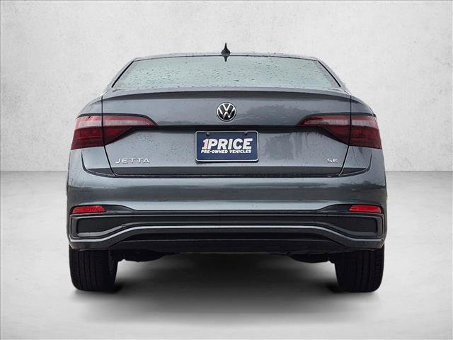 Used 2024 Volkswagen Jetta SE w/ Panoramic Sunroof Package FWD image 13