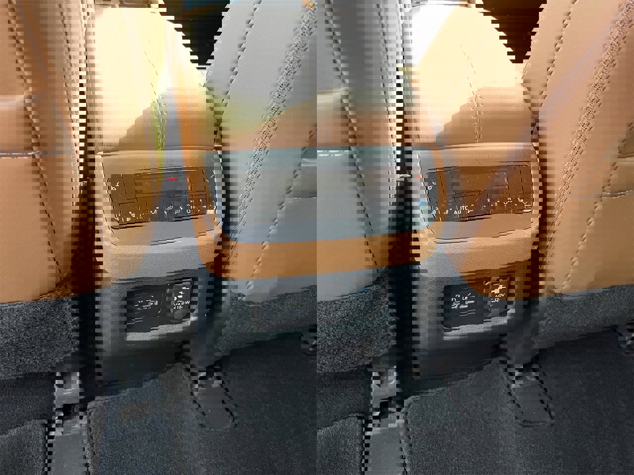 Certified 2024 Nissan Pathfinder Platinum w/ Cargo Package image 27