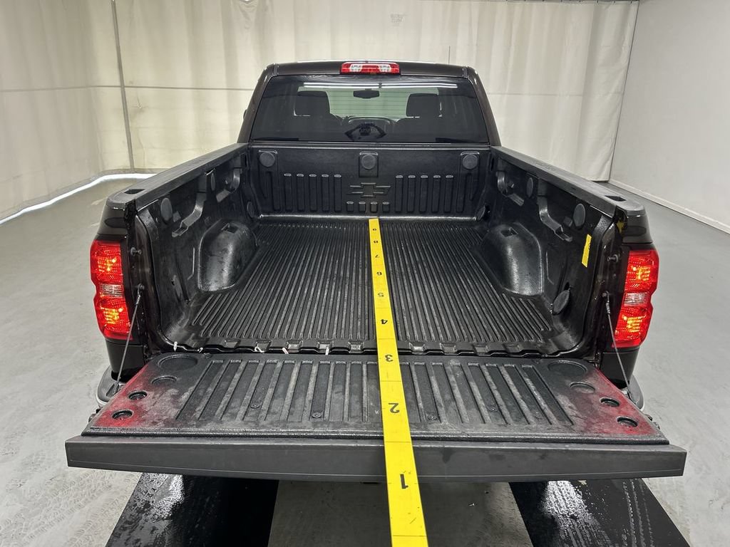 Used 2018 Chevrolet Silverado 1500 LT w/ All Star Edition AWD/4WD image 21
