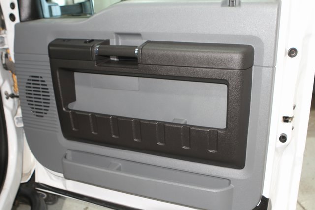 Used 2015 Ford F350 XL w/ Power Equipment Group image 20