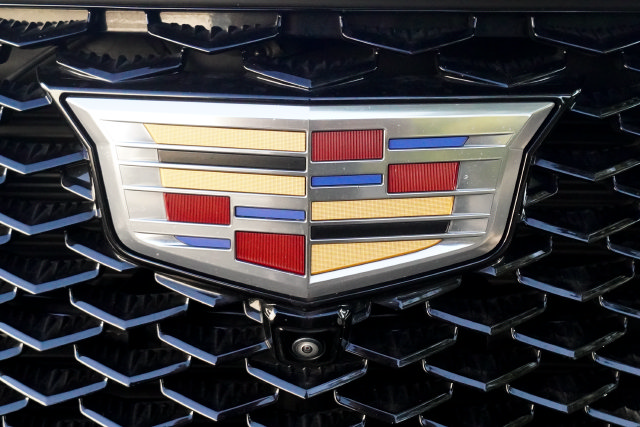 Used 2025 Cadillac Escalade ESV Sport AWD/4WD image 40