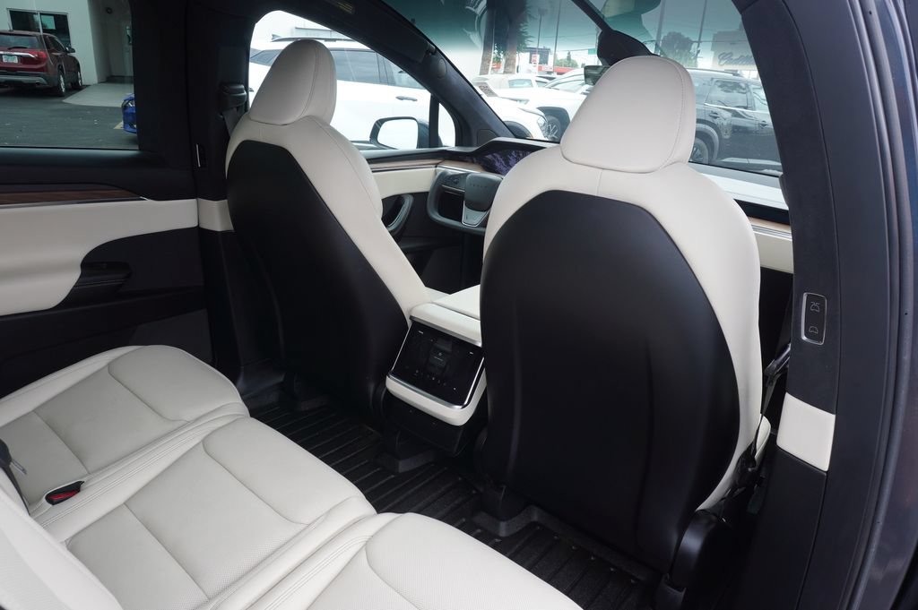 Used 2022 Tesla Model X AWD/4WD image 11