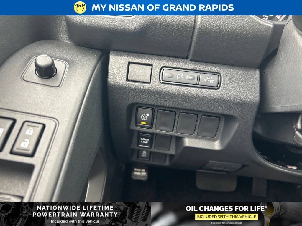 New 2026 Nissan Frontier SV w/ All-Weather Content Package AWD/4WD image 16