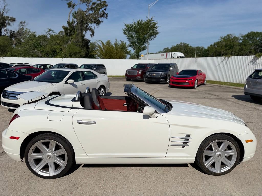 Used 2006 Chrysler Crossfire Limited RWD image 14