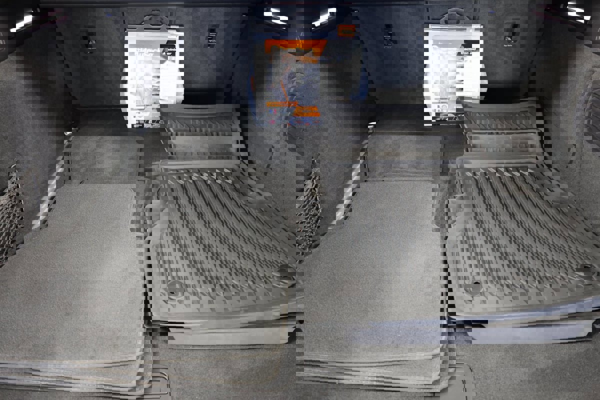 Used 2023 Audi RS 6 w/ Driver Assistance Package image 41