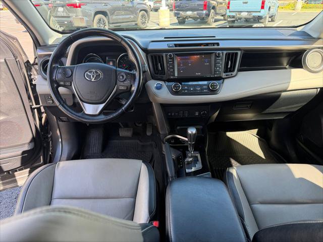 Certified 2018 Toyota RAV4 Limited w/ Advanced Technology Package AWD/4WD image 30