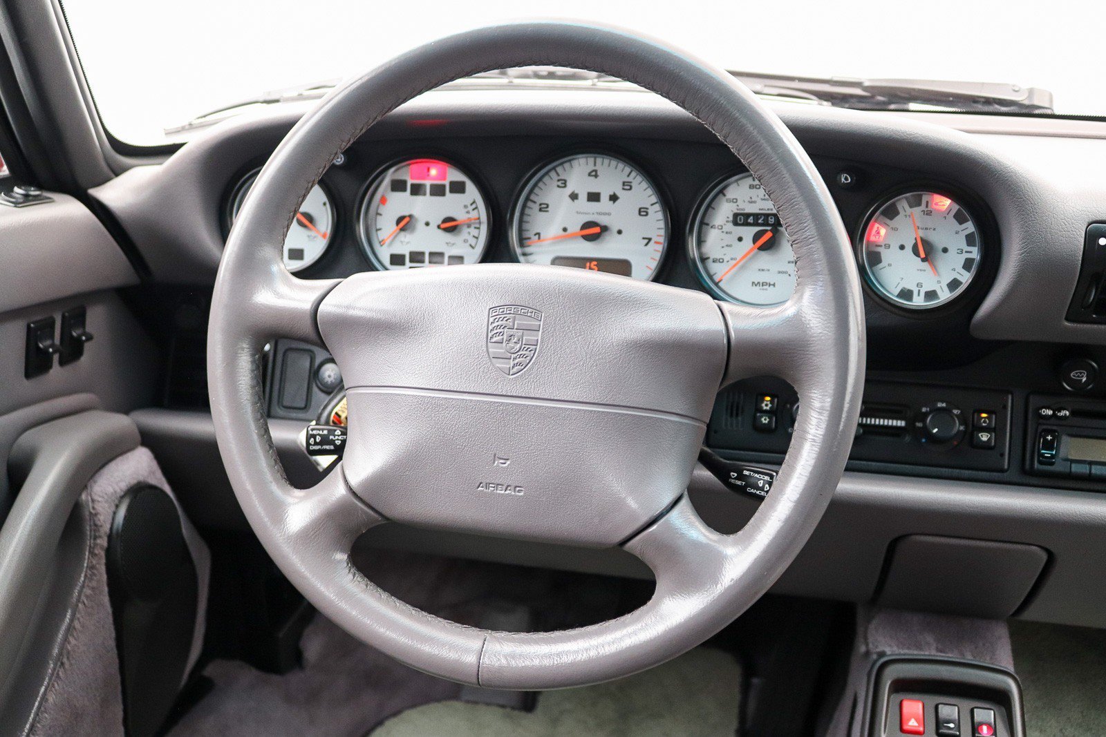 Used 1997 Porsche 911 Cabriolet image 28