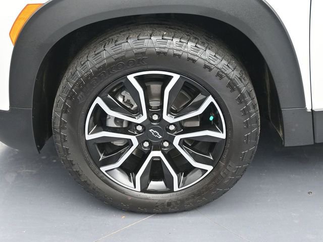 Used 2025 Chevrolet TrailBlazer ACTIV FWD image 24