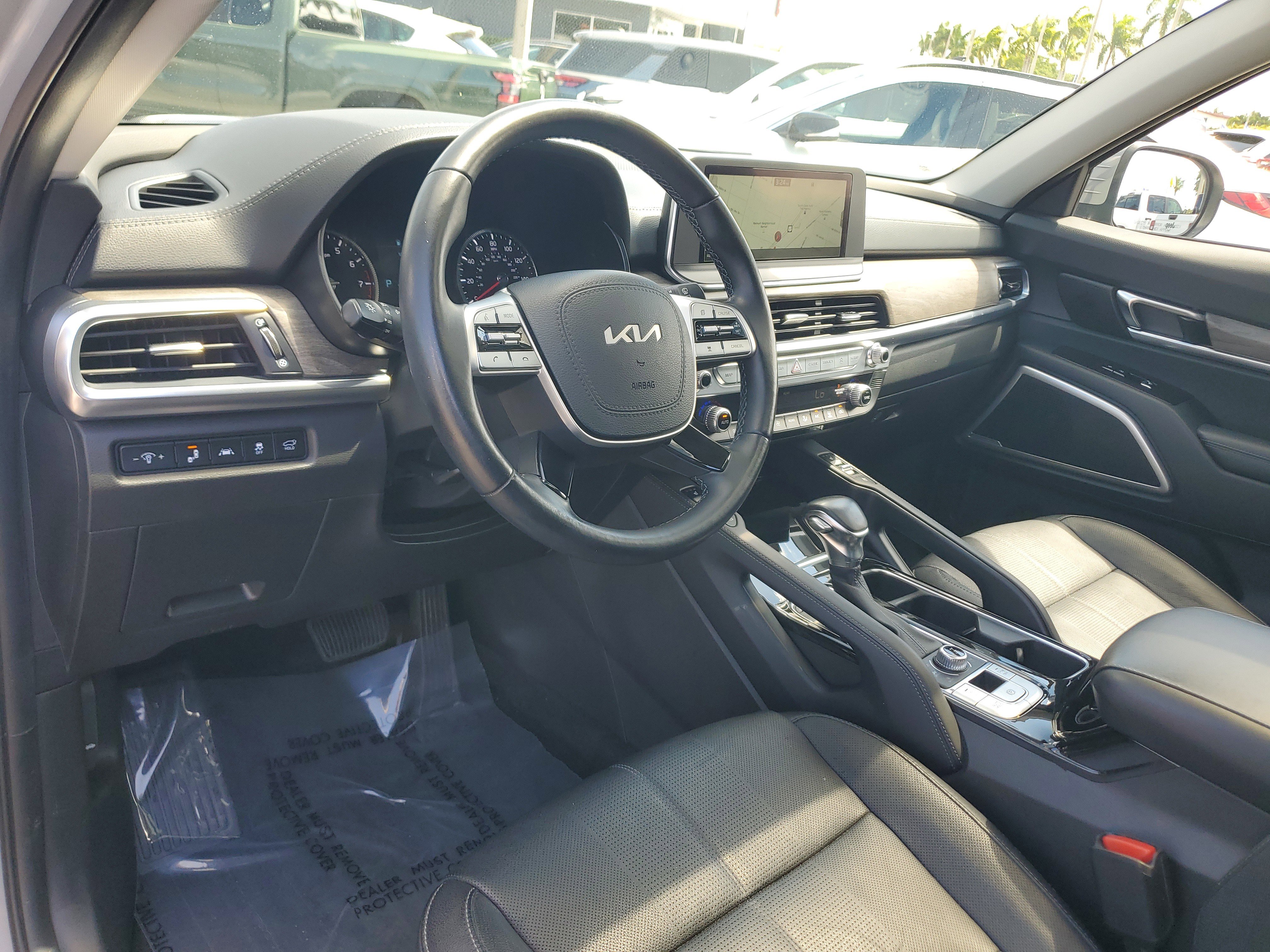 Used 2022 Kia Telluride EX w/ EX Premium Package image 9