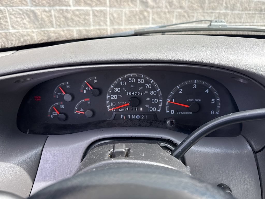 Used 1998 Ford Expedition XLT RWD image 13