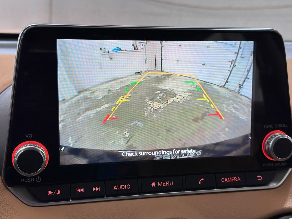 Used 2022 Nissan Sentra SV w/ SV Premium Package image 45