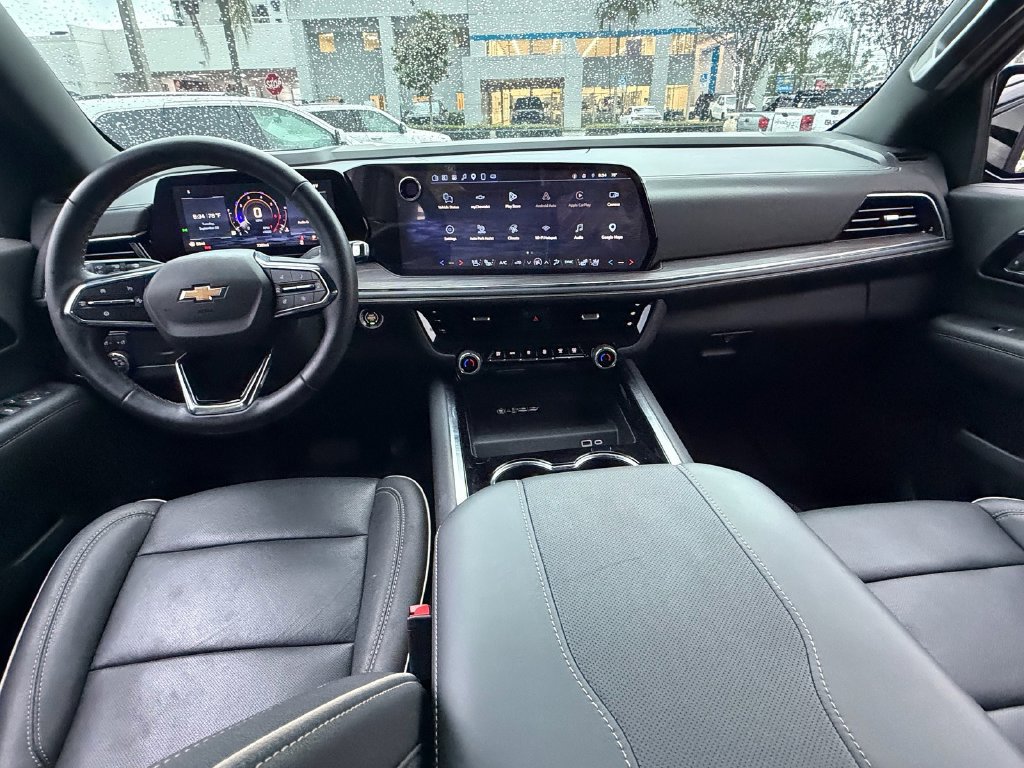 Used 2025 Chevrolet Tahoe Premier RWD image 14