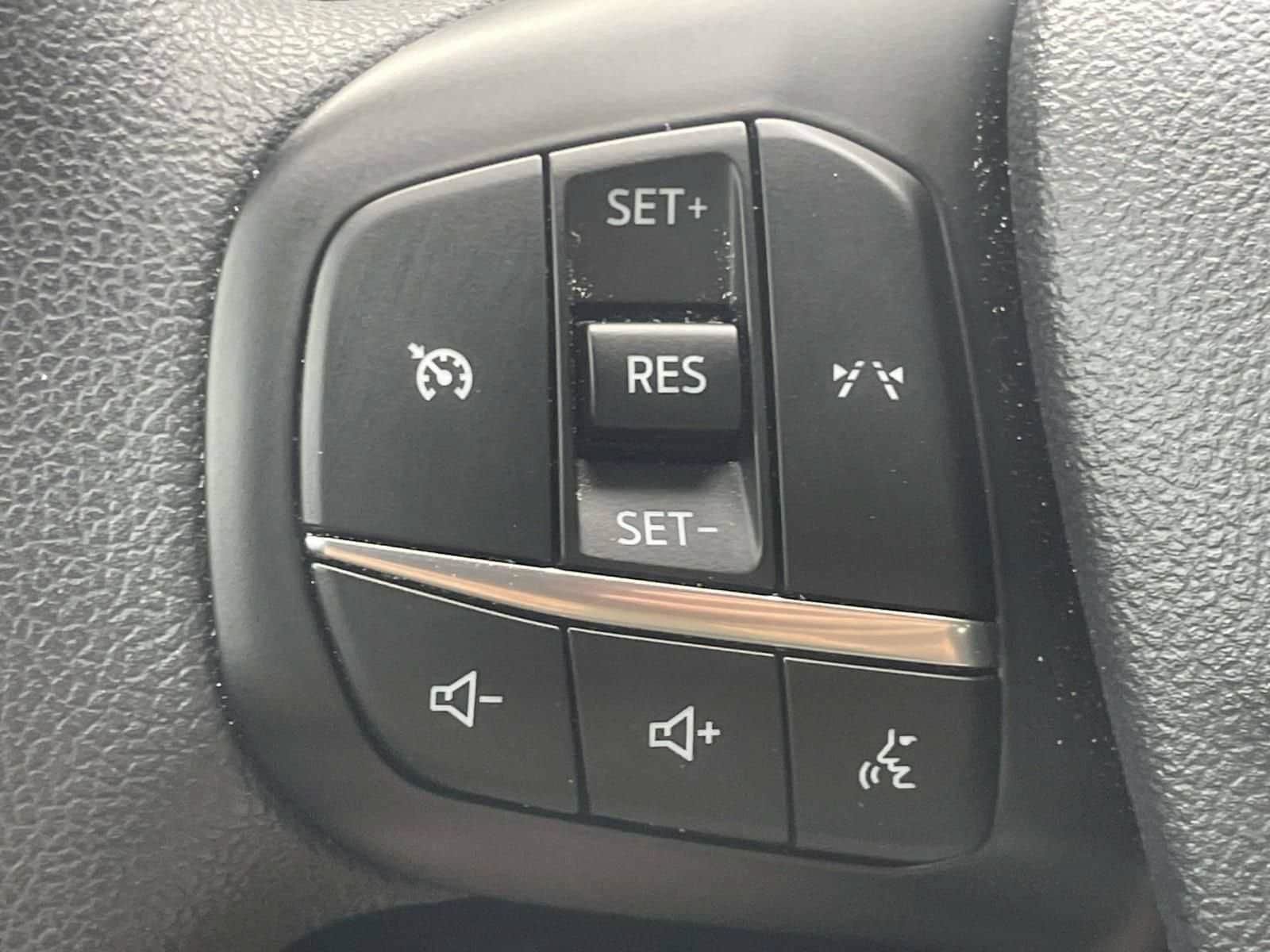 Used 2025 Ford Escape Active FWD image 24