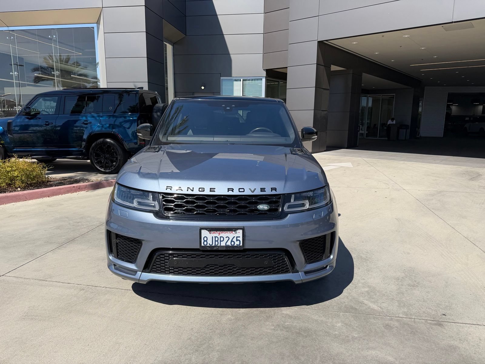 Used 2019 Land Rover Range Rover Sport Supercharged AWD/4WD image 2