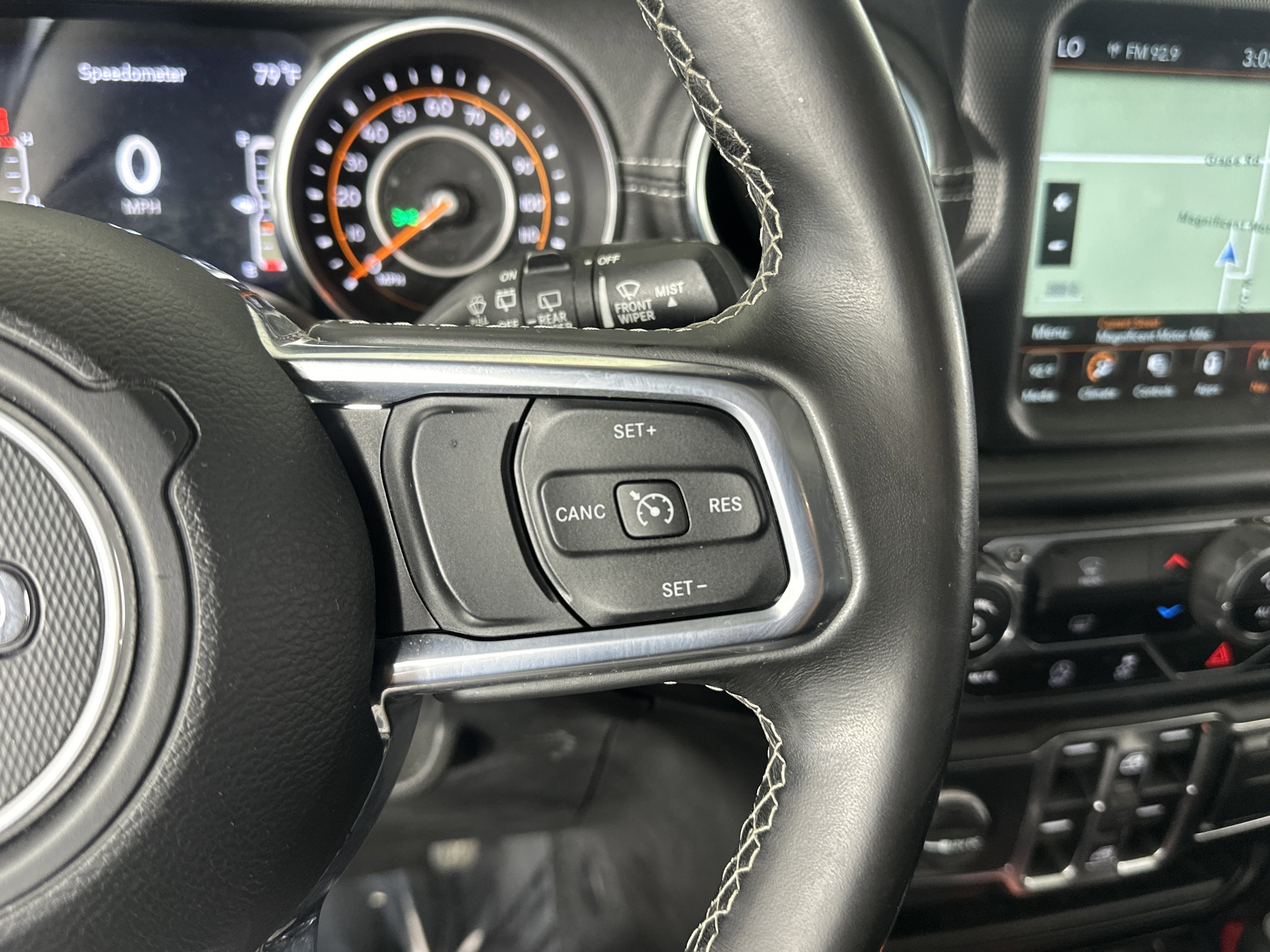 Used 2020 Jeep Wrangler Unlimited Sahara image 28